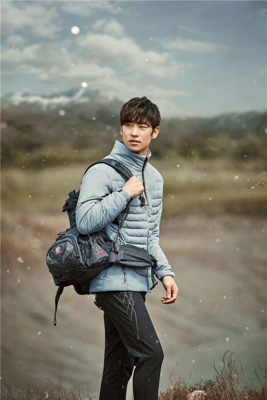 블랙야크, 몸의 온도를 지배하는 'AWC' 패딩 시리즈 출시