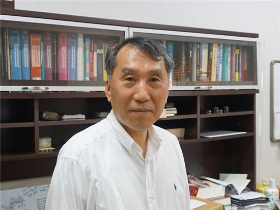 정광호 야스 대표 "코스닥 상장으로 선도적인 OLED 증착장비 기업 될 것"