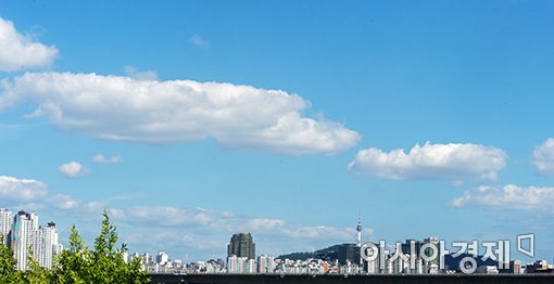 [포토]뭉게구름 떠 있는 가을하늘
