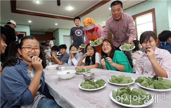 [포토]송편만들기 즐거워요  