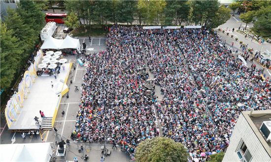 5000여명 참여한 전국노래자랑 인파
