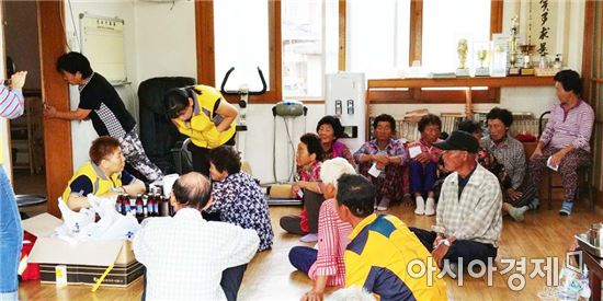 곡성 옥과면 신수마을서, 순천의료원 ‘두룸박’봉사단 의료봉사활동 펼쳐