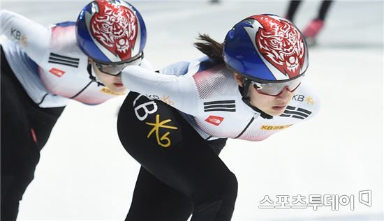 최민정, 쇼트트랙 2차 월드컵도 순항…500·1500m 예선 1위