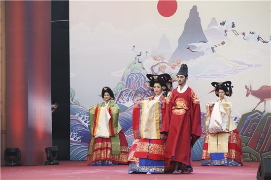 광화문 광장서 펼쳐질 한복 축제 멋? 