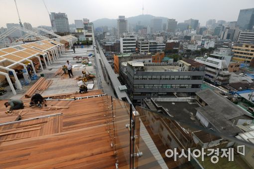 [포토]세운상가 막바지 공사 한창