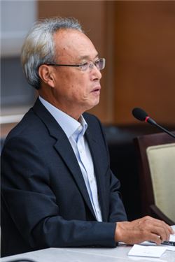 문성현 경제사회발전노사정위원회 위원장