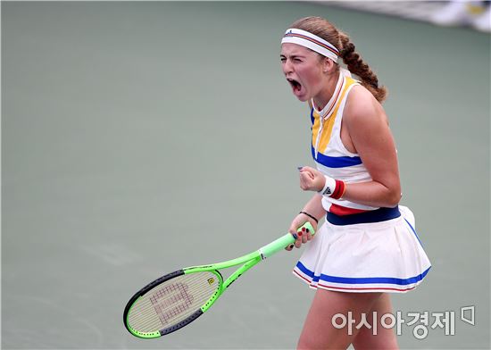 [포토]환호하는 옐레나 오스타펜코