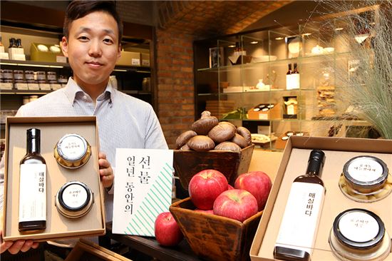 [포커스人]랍스터·흑망고에 제철 농산물…"올 추석 특별함으로 승부" 