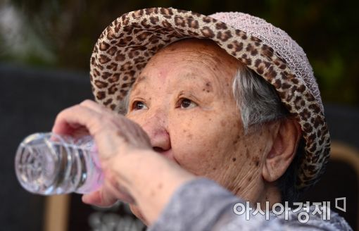 [포토]길원옥 할머니의 답답한 가슴