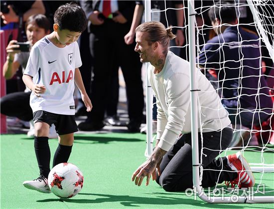 [포토]데이비드 베컴, '아빠 미소'