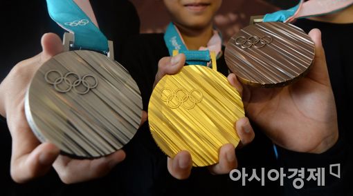 평창 동계올림픽 금메달 무게는 586g