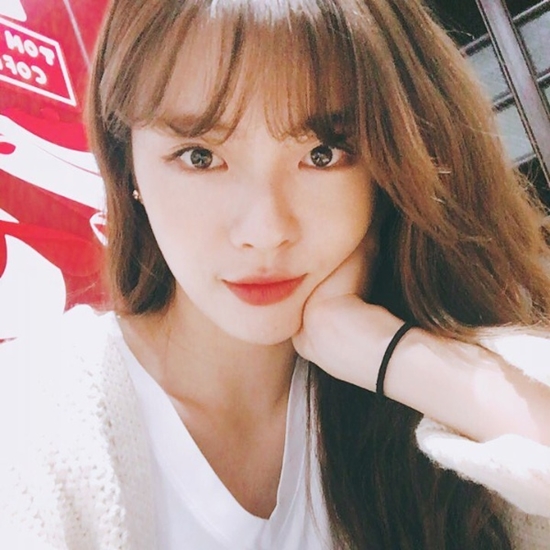 '크리미널마인드' 이선빈, 인형 미모 뽐내며 '찰칵'..."안녕"