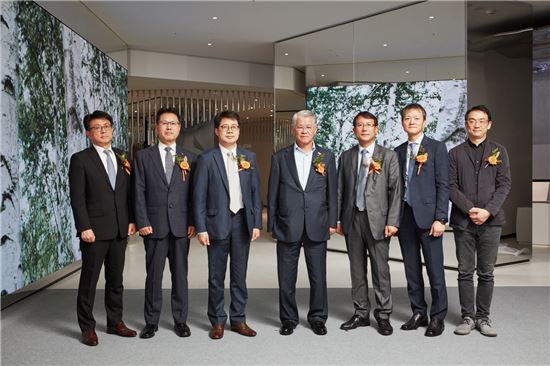 SK매직, '매지컬 워크' 갤러리 오픈…"공감각 예술"