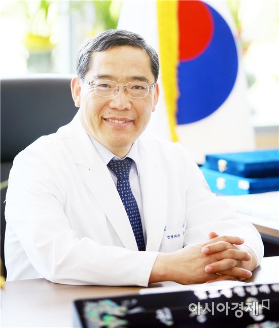 전남대병원 윤택림 병원장, ‘대한민국 자랑스러운 한국인 대상’수상