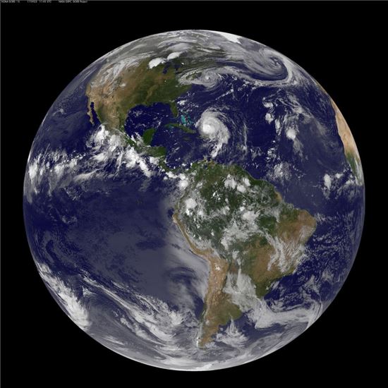 ▲나사가 23일 추분을 맞아 '가을의 첫날'에 찍은 지구 사진을 올렸다.[사진제공=NASA]