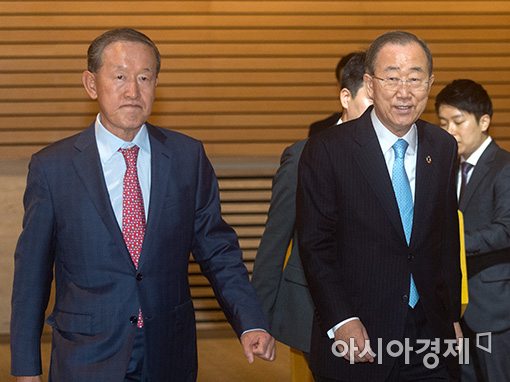 [포토]북핵 관련 특별대담 참석하는 반기문 전 총장