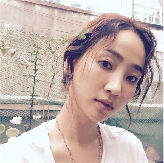컴백 앞둔 예은 근황 공개에 "분위기 여신, 벌써부터 대박 징조"