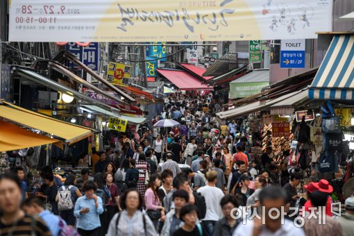 [눈감고 귀닫은 官治⑥]소탐대실 밀어부치기...전문가들 "소비자 권리 침해"