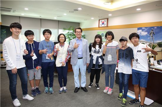 “유종필 구청장 아저씨 어떤 때 가장 행복하나요?