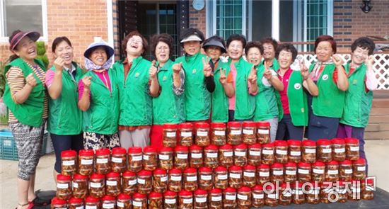 장흥군 장동면새마을부녀회, 추석 사랑의 김치 나누기 봉사