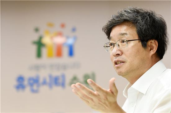 염태영시장 "이명박정부 지자체장 사찰 고발등 법적조치"