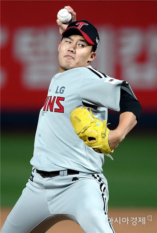 [포토]역투하는 LG 임찬규