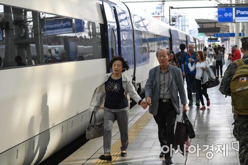 [포토]귀성객도 역귀성객도 행복한 추석
