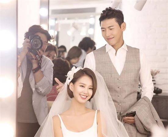 지소연 "벌써 유부 된 지 20일" 행복한 결혼 소감