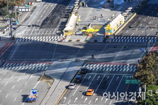 [포토]연이은 휴무에 텅빈 도심