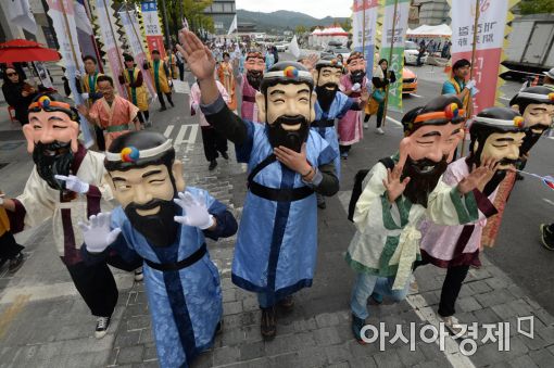[포토]개천절의 의미를 되새기며