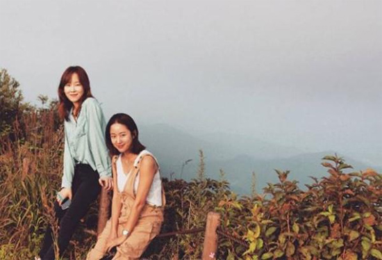 서현진 전혜빈과 함께 "안녕? 우린 잘 지내고 있어요"