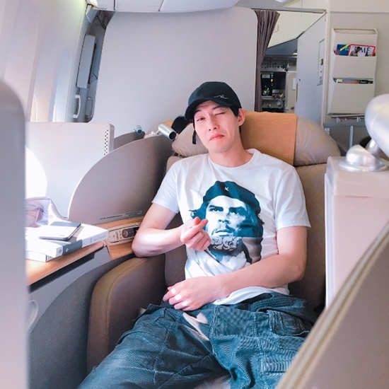 '란제리 소녀시대' 이종현, 장난기 가득 일상 모습 '눈길'..."잔망잔망"