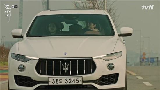 [車로 연휴보내기]TV 속 그 차, 효리가 타는 차는 뭐?