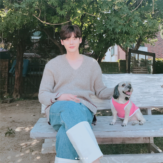 ‘당신이 잠든 사이에’ 이종석 근황 공개…“진짜 잘생김”