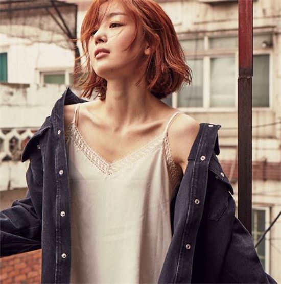 한선화, 치명적인 쇄골라인 뽐내며 '고혹미 발산'