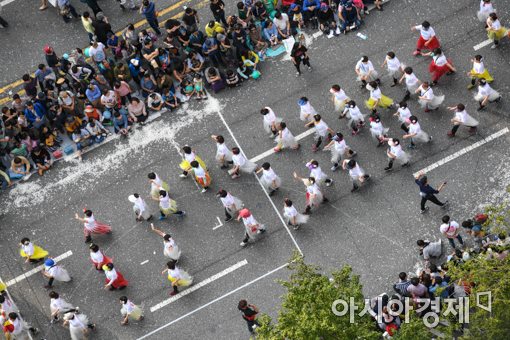 [포토]서울거리예술축제 2017 거리 퍼레이드