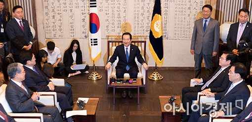 [포토]국정감사 앞두고 만난 4당 원내대표