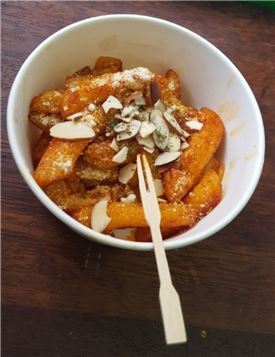 외국인 입맛까지 생각해 개발한 떡볶이.