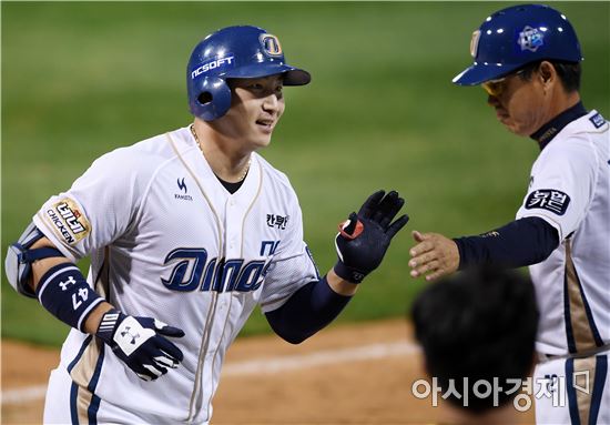 [포토]나성범, '달아나는 투런 홈런'