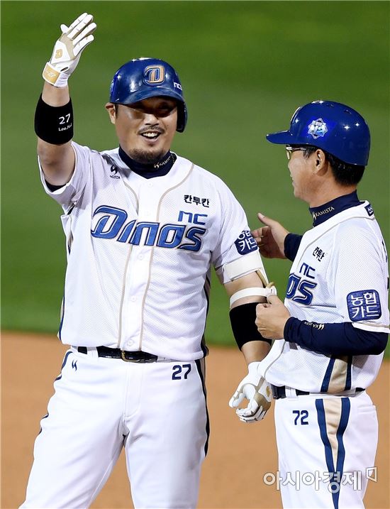 [포토]이호준, '쐐기 1타점 적시타'