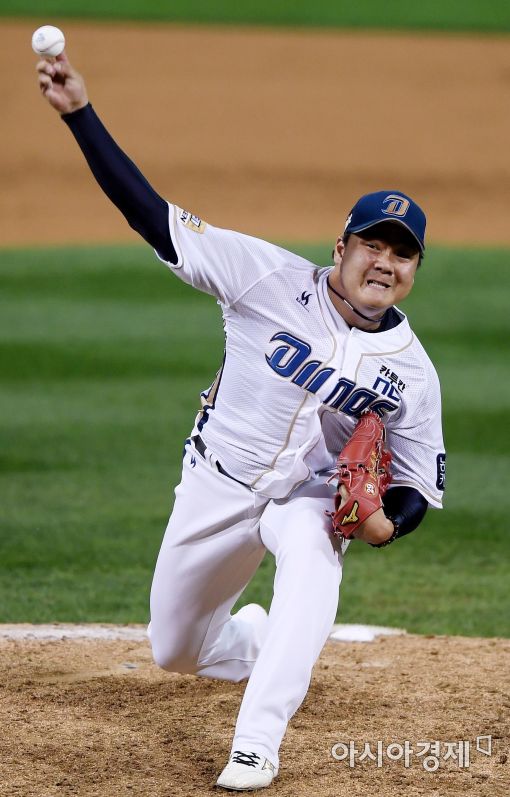 [포토]역투하는 NC 이민호