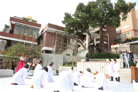 구로구 가리봉동 수령 500년 측백나무제 열어