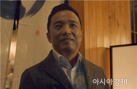 리니지M 출시 100일을 맞아 선보인 광고에 등장한 김택진 엔씨소프트 대표