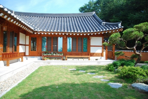 경기도 파주 살림채펜션, 대규모 워크샵 가능한 한옥 독채 갖춰