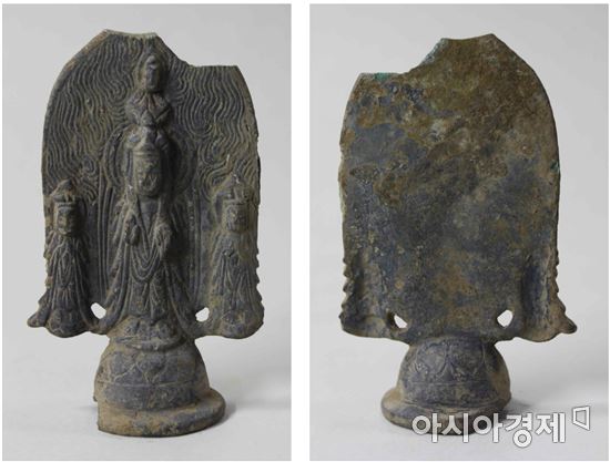 양양 진전사지 석탑 ‘국보급 금동보살삼존불입상’ 출토