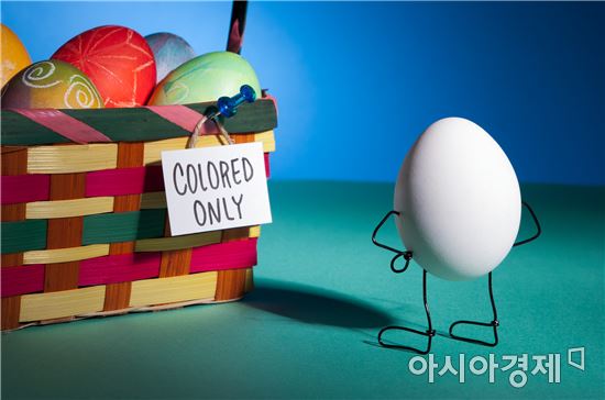 왕따 계란(Eggregation)