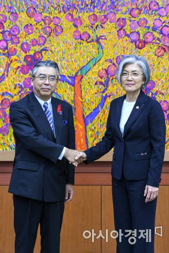 [포토]외교부 방문한 스기야마 신스케 일본 외무성 사무차관