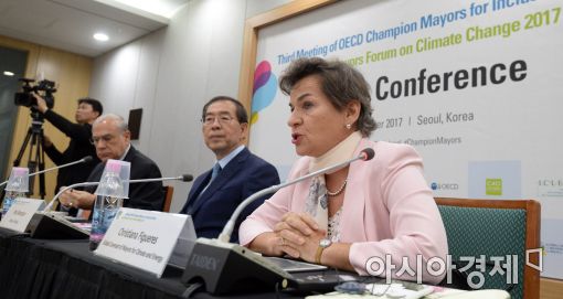 [포토]발언하는 크리스티아나 피게레스 부의장 