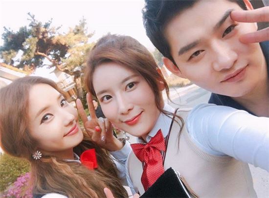 장진영, 과거 한채영과 훈훈한 의리샷…'의외의 친분'