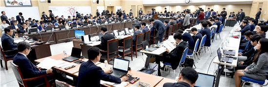 [2017국감]국토위 '송도 6·8공구 개발 특혜의혹' 검찰 고발 검토